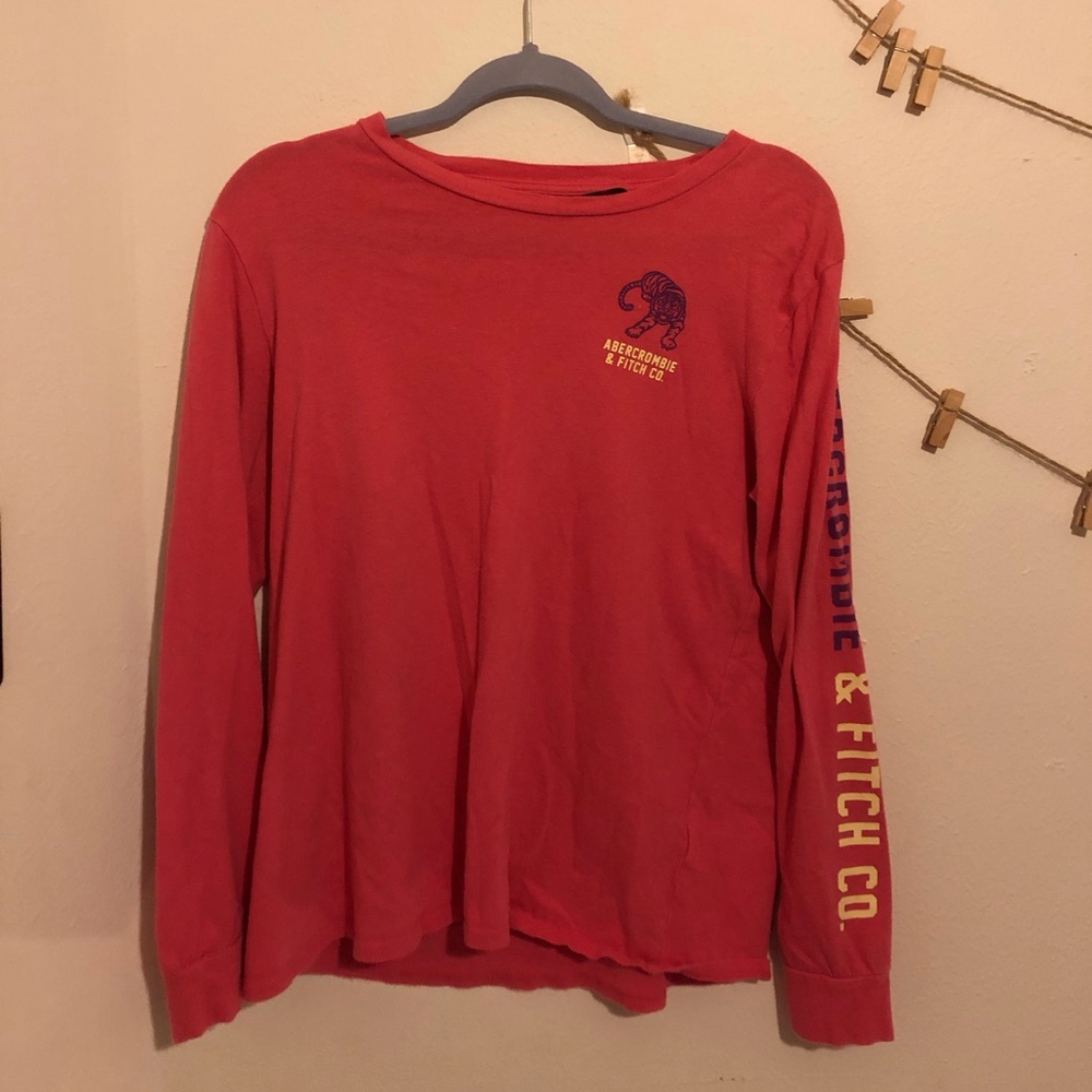 Long sleeve tee
